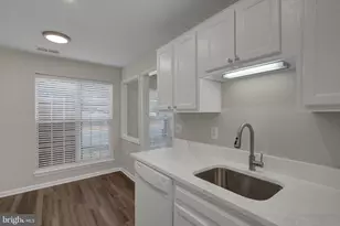 9257 Cardinal Forest Ln, Lorton, VA 22079 - Photo 22