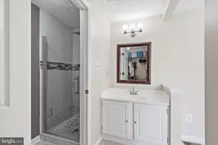 6352 Bonham Pl, Centreville, VA 20121 - Photo 12