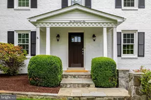 2006 Carriage Ct, Vienna, VA 22181 - Photo 6