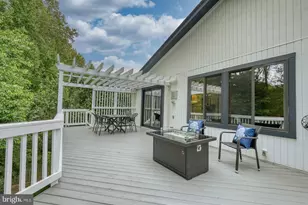 9430 Talisman Dr, Vienna, VA 22182 - Photo 6