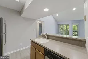 3901 Penderview Dr, Fairfax, VA 22033 - Photo 16