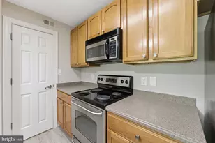 3901 Penderview Dr, Fairfax, VA 22033 - Photo 14