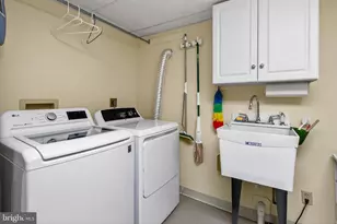 9119 McNair Dr, Alexandria, VA 22309 - Photo 38