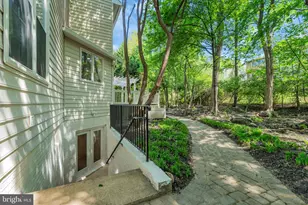 12111 Walnut Br Rd, Reston, VA 20194 - Photo 68