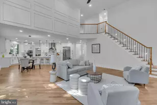 12111 Walnut Br Rd, Reston, VA 20194 - Photo 18
