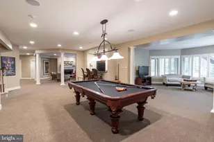 7818 Crownhurst Ct, McLean, VA 22102 - Photo 12