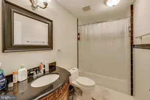 6147 Stonepath Cir, Centreville, VA 20120 - Photo 20