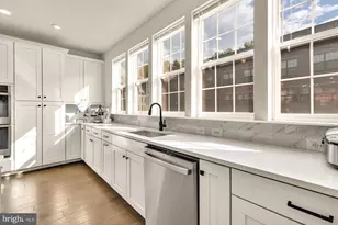 12548 Dehring Dr, Fairfax, VA 22033 - Photo 20