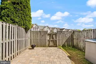 6823 Stone Maple Terrace, Centreville, VA 20121 - Photo 24