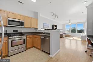12000 Market St, Reston, VA 20190 - Photo 22