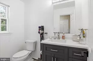 1034 Walker Mill Rd, Great Falls, VA 22066 - Photo 32
