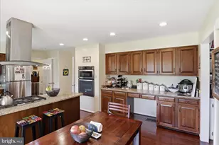1034 Walker Mill Rd, Great Falls, VA 22066 - Photo 24
