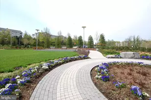 8220 Crestwood Heights Dr, McLean, VA 22102 - Photo 24
