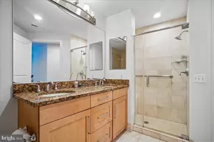 8220 Crestwood Heights Dr, McLean, VA 22102 - Photo 14