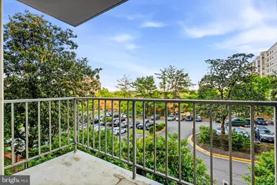 2059 Huntington Avenue #311, Alexandria, VA 22303 - Photo 8