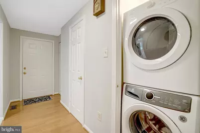 7558 Wood Mist Lane, Falls Church, VA 22043 - Photo 8