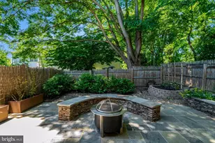 7558 Wood Mist Ln, Falls Church, VA 22043 - Photo 1