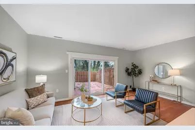 5822 Burke Manor Court, Burke, VA 22015 - Photo 2