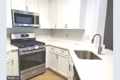 6005 Rosebud Lane #301, Centreville, VA 20121 - Photo 6