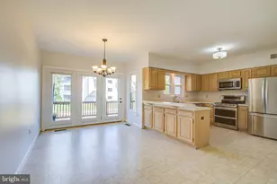 5946 Wescott Hills Way, Alexandria, VA 22315 - Photo 10