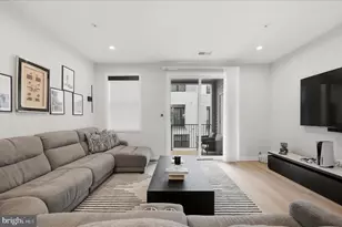 14435 Gln Mnr Dr, Chantilly, VA 20151 - Photo 6