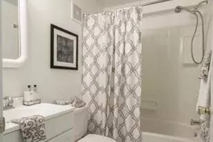 11611 Vale Rd, Oakton, VA 22124 - Photo 16