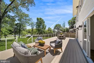 3175 Woodland Ln, Alexandria, VA 22309 - Photo 26