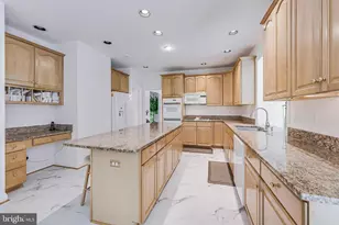 1051 Northfalls Ct, Great Falls, VA 22066 - Photo 16