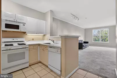 1645 International Drive #312, McLean, VA 22102 - Photo 14