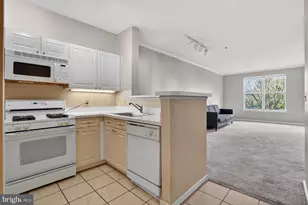 1645 International Dr, McLean, VA 22102 - Photo 14
