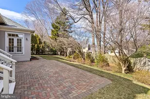 7440 Old Maple Square, McLean, VA 22102 - Photo 40