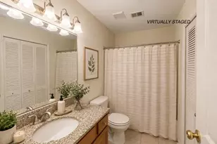 3176 Summit Square Dr, Oakton, VA 22124 - Photo 14