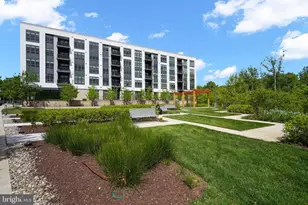 1761 Old Meadow Rd, McLean, VA 22102 - Photo 38
