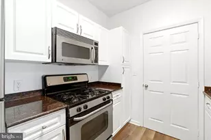 12901 Centre Park Cir, Herndon, VA 20171 - Photo 4