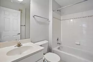 11506 Sperrin Cir, Fairfax, VA 22030 - Photo 24