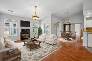 11506 Sperrin Cir, Fairfax, VA 22030 - Photo 2