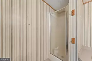 14611 Northwest Pl, Chantilly, VA 20151 - Photo 16