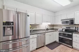 3800 Powell Ln, Falls Church, VA 22041 - Photo 22