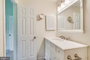 12114 Wedgeway Ct, Fairfax, VA 22033 - Photo 50