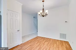 12114 Wedgeway Ct, Fairfax, VA 22033 - Photo 26