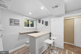 10929 Howland Dr, Reston, VA 20191 - Photo 38