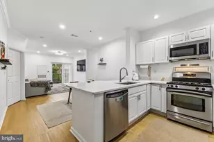 11373 Aristotle Dr, Fairfax, VA 22030 - Photo 2