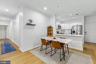 11373 Aristotle Dr, Fairfax, VA 22030 - Photo 6