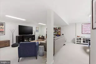 2400 Beekay Ct, Vienna, VA 22181 - Photo 32