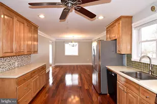 7125 Harrison Ln, Alexandria, VA 22306 - Photo 28