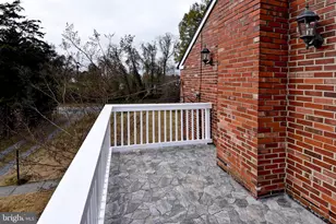 7125 Harrison Ln, Alexandria, VA 22306 - Photo 36