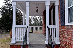 7125 Harrison Ln, Alexandria, VA 22306 - Photo 14