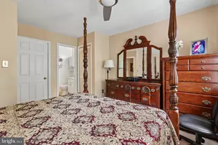 14813 Smethwick Pl, Centreville, VA 20120 - Photo 18