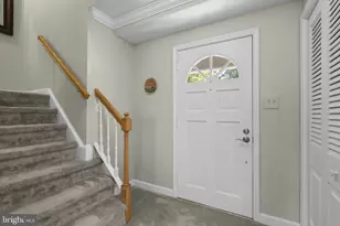8306 Briar Creek Dr, Annandale, VA 22003 - Photo 4