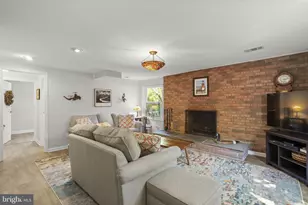 8306 Briar Creek Dr, Annandale, VA 22003 - Photo 20